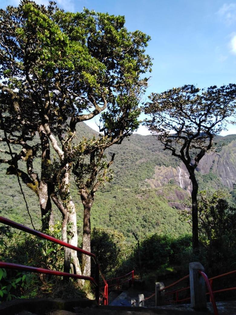The Peak Residence Nallathanniya Esterno foto