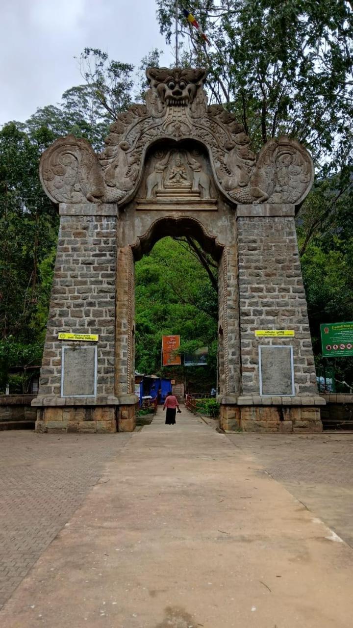 The Peak Residence Nallathanniya Esterno foto