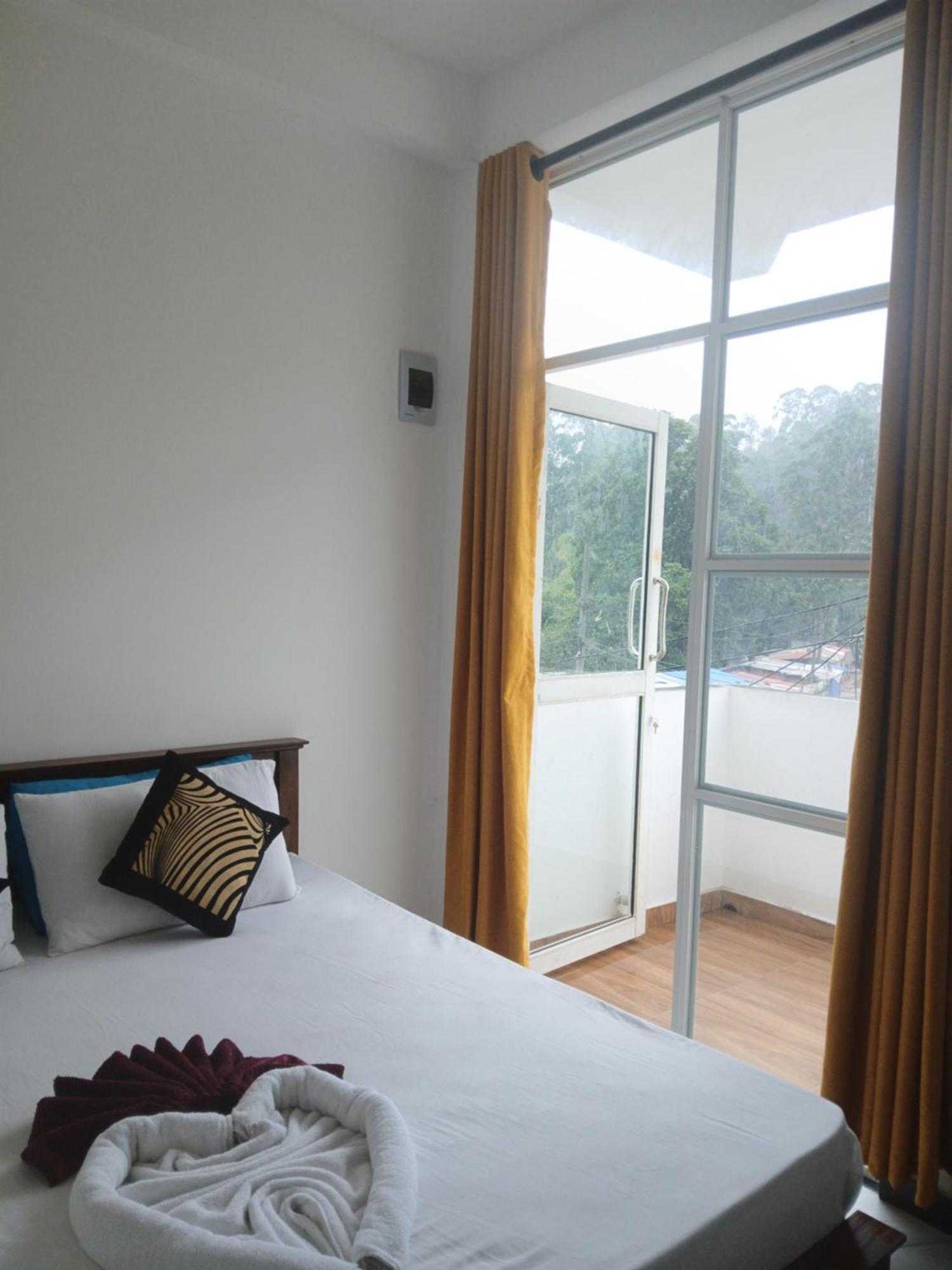 The Peak Residence Nallathanniya Esterno foto